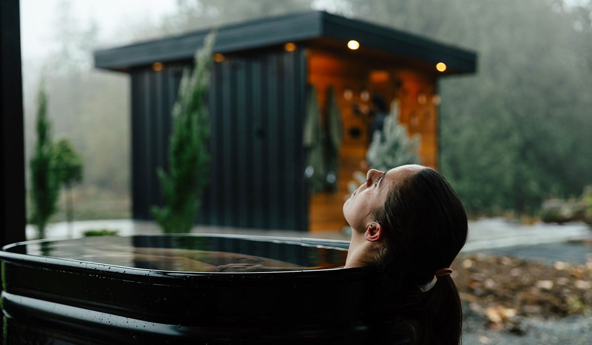 Sauna and Cold Plunge Overlooking Lavender Fields photo 3
