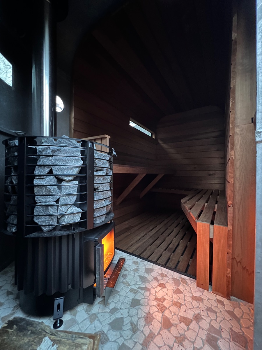 Secret Sauna - urban & wood fired photo 1