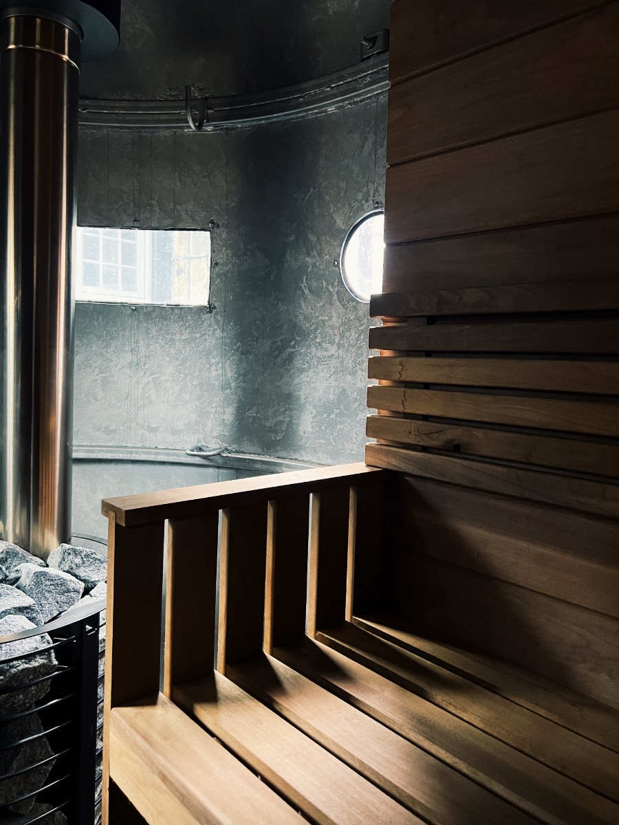 Secret Sauna - urban & wood fired photo 3