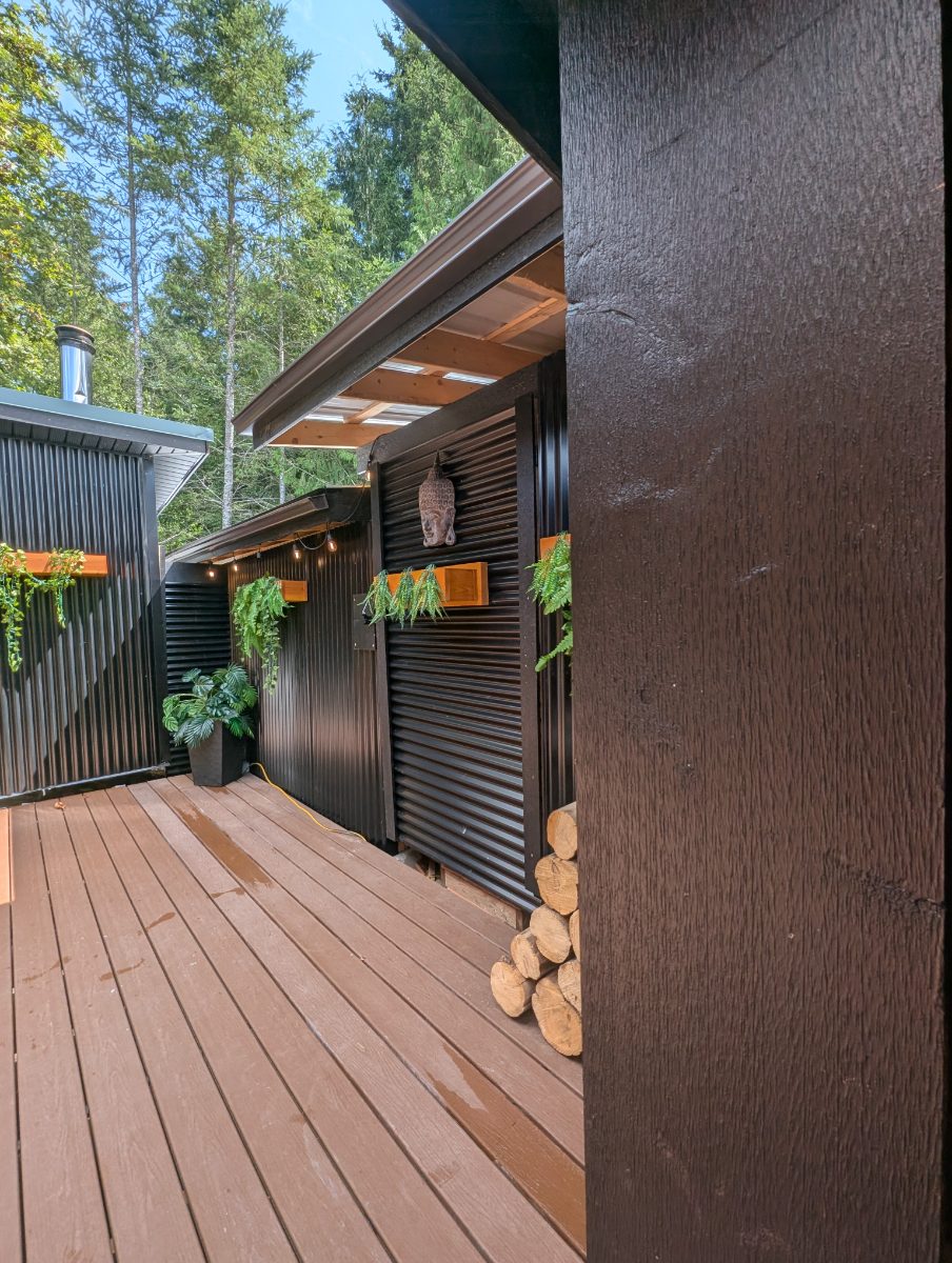 Island sauna and cold plunge Black Creek photo 4